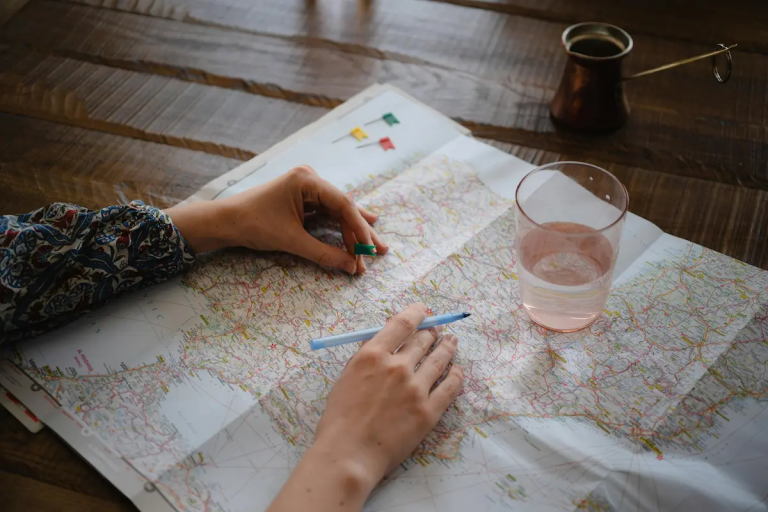 travel itinerary checklist used to evaluate a trip plan